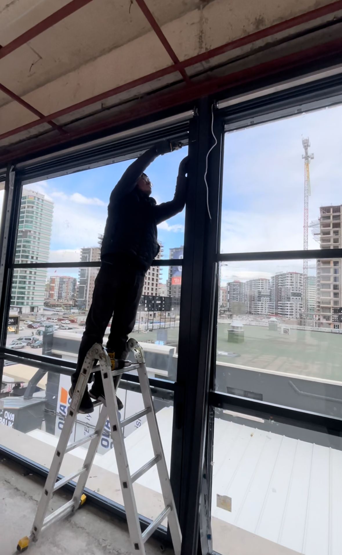 DIAMOND GİYOTİN CAM SİSTEMLERİ